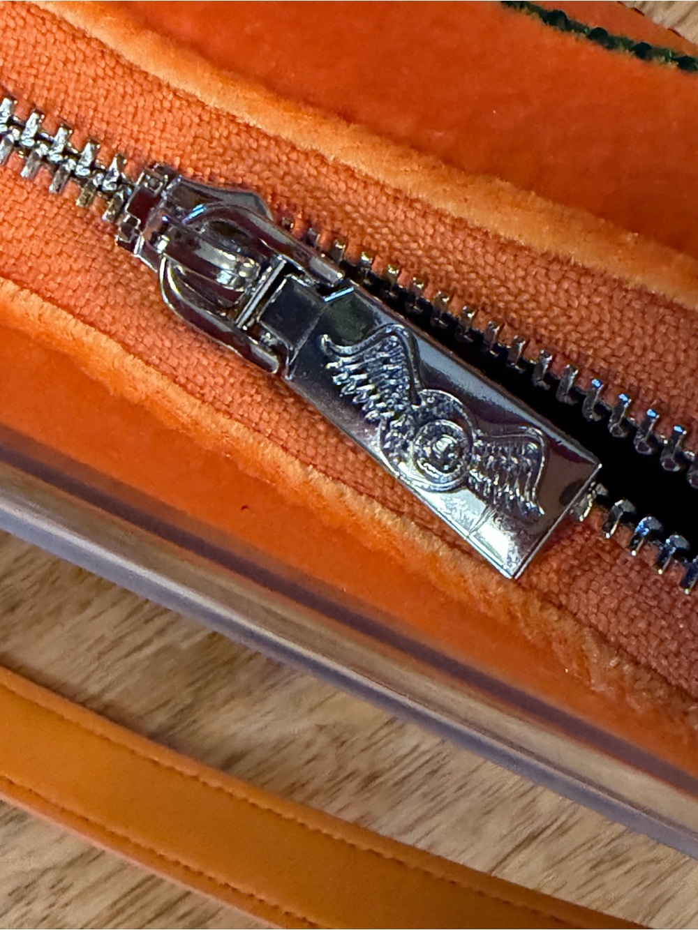 Von Dutch Orange Shoulder Bag with Green Trim and Embellishments - Picture 8 of 9